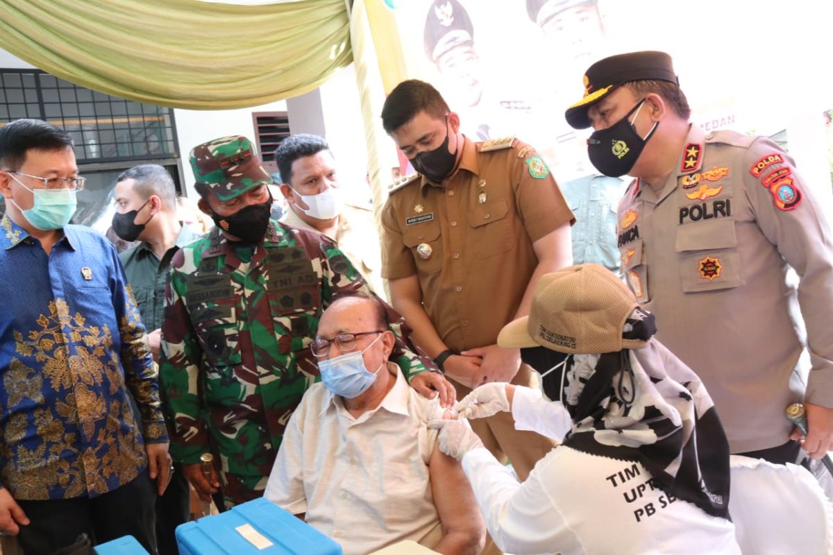 Wali Kota Medan: Perbanyak layanan vaksin cegah peningkatan kasus COVID-19