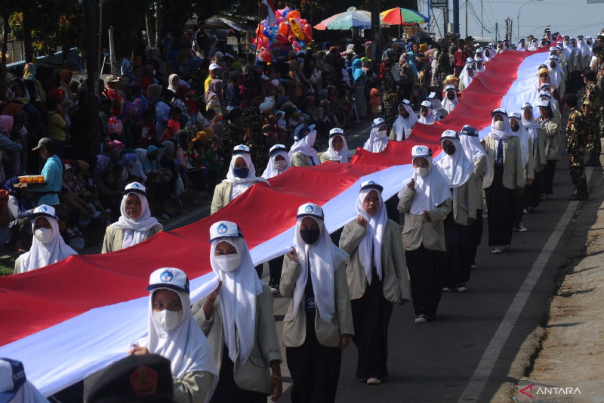 Minggu, Presiden dan Kapolri hadiri Kirab Merah Putih di Bundaran HI Jakarta