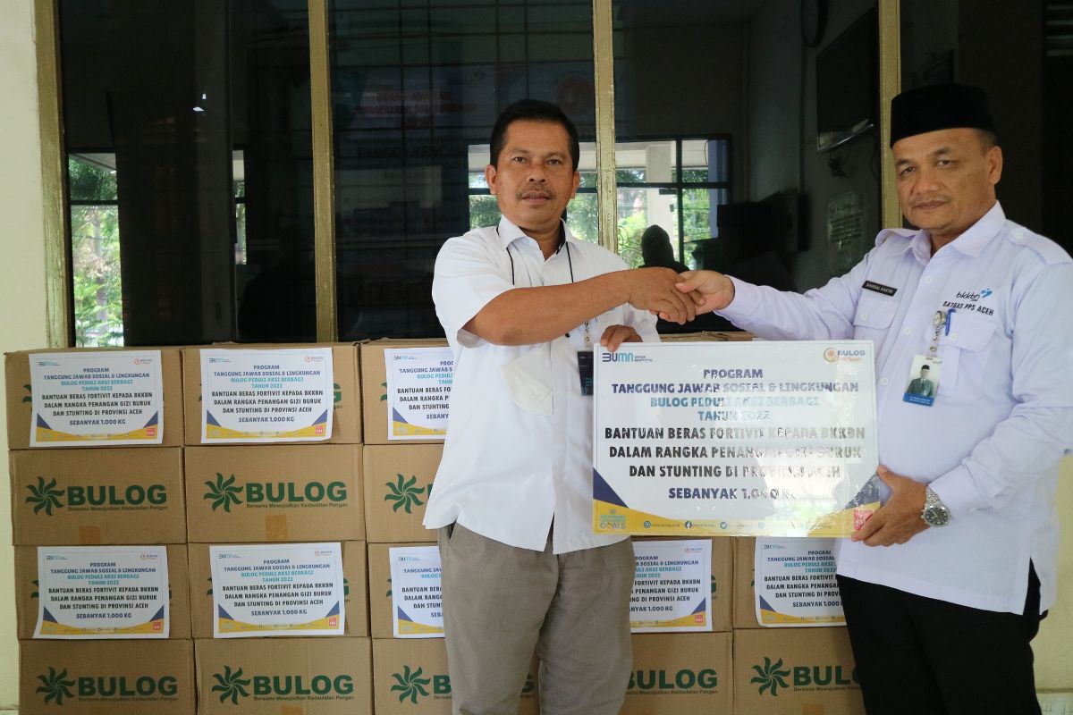 Dukung pencegahan stunting di Aceh, Bulog salurkan beras fortivit