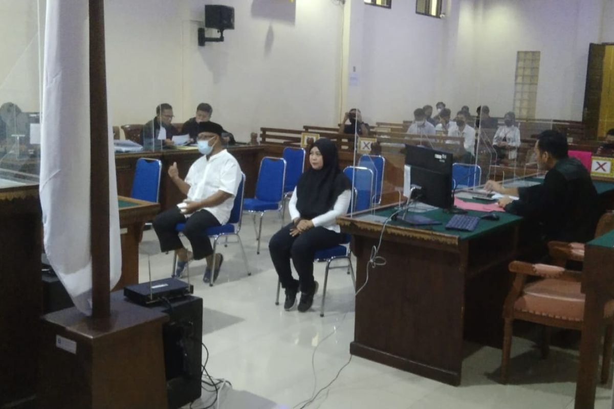 Rugikan negara Rp4 miliar, dua terdakwa korupsi dana BOS dituntut 6 tahun penjara