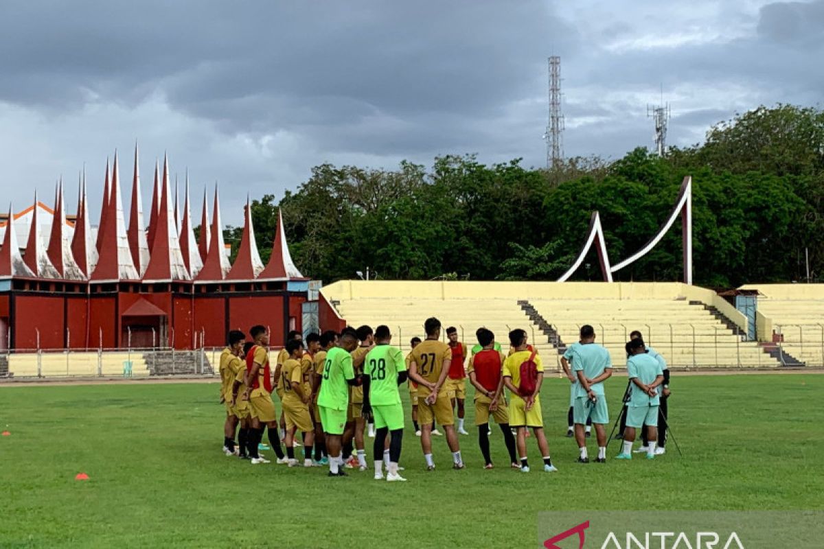 Semen Padang perkuat pola serangan balik jelang tandang ke Pekanbaru