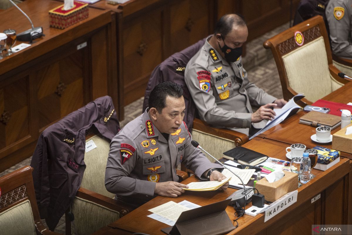 Komisi III DPR ingatkan Kapolri terkait gaya hidup personel Polri