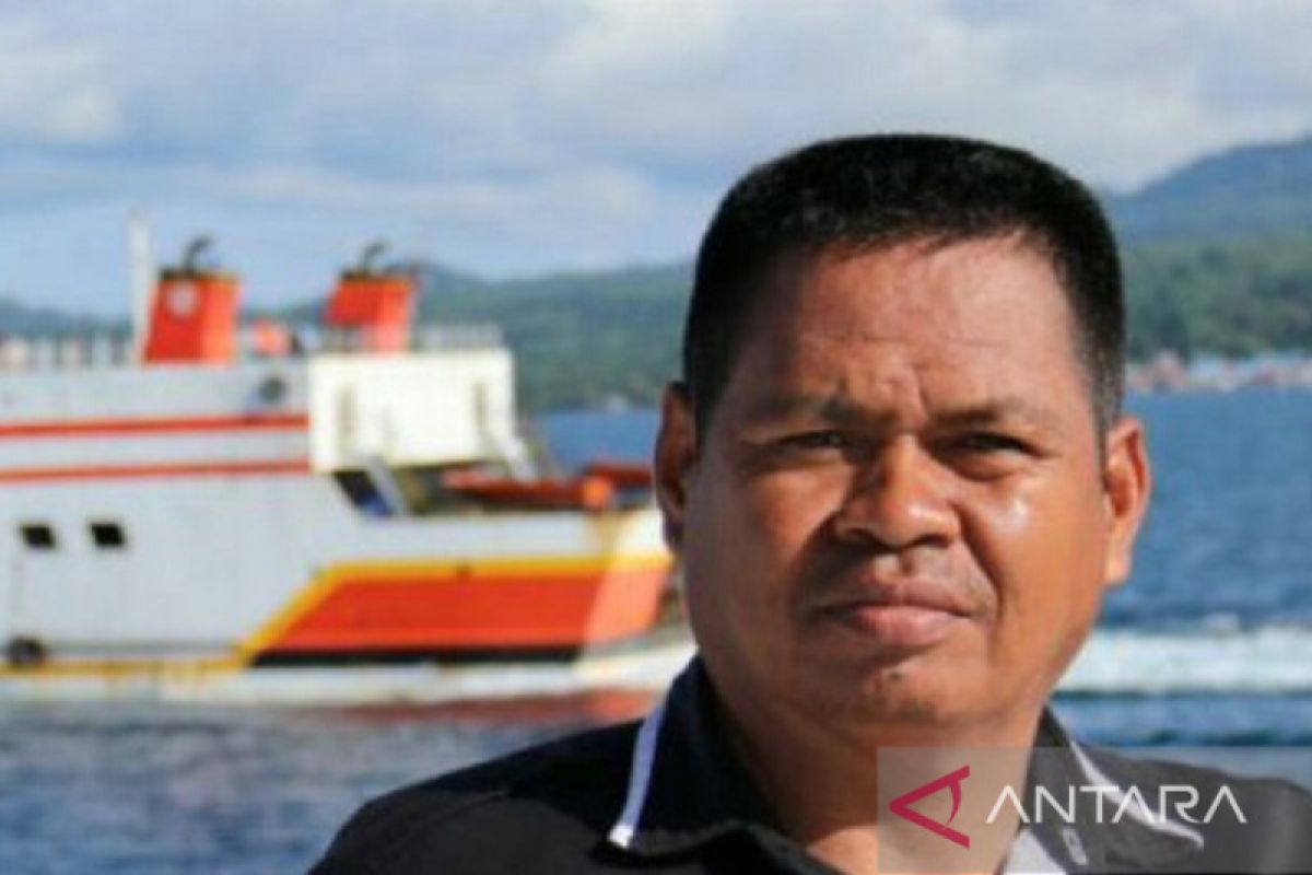 Kapal cepat tujuan tulehu-amahai mogok tengah laut