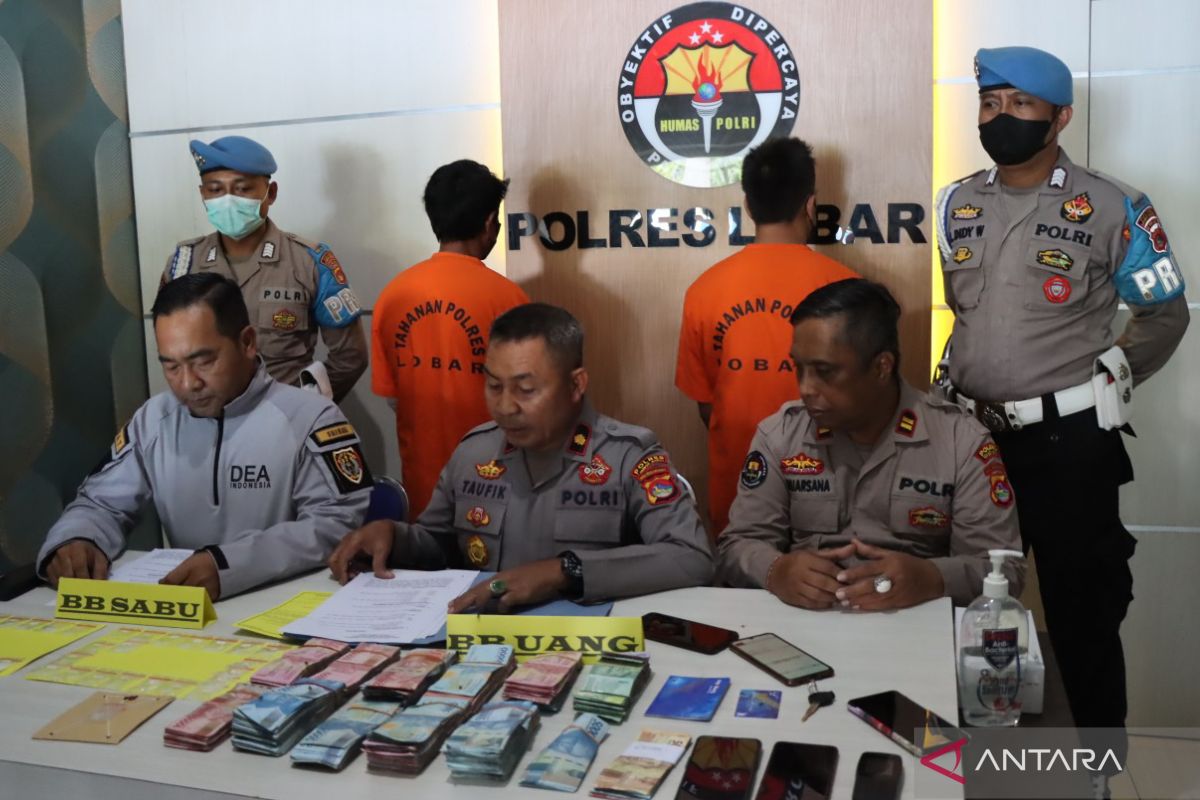 Aparat Polres Lombok Barat sita 45 gram sabu-sabu dan uang Rp90 juta