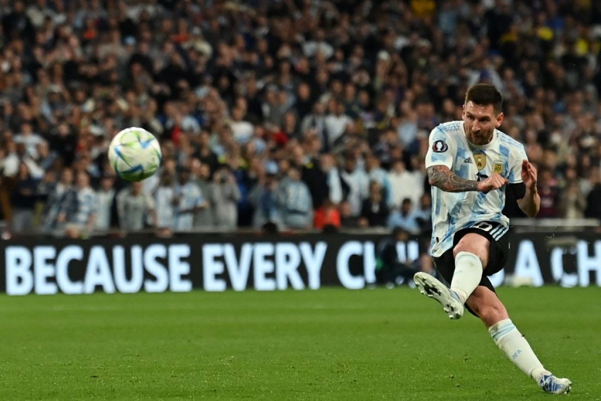 Tiket laga Piala Dunia tampilkan Lionel Messi jadi yang terlaris
