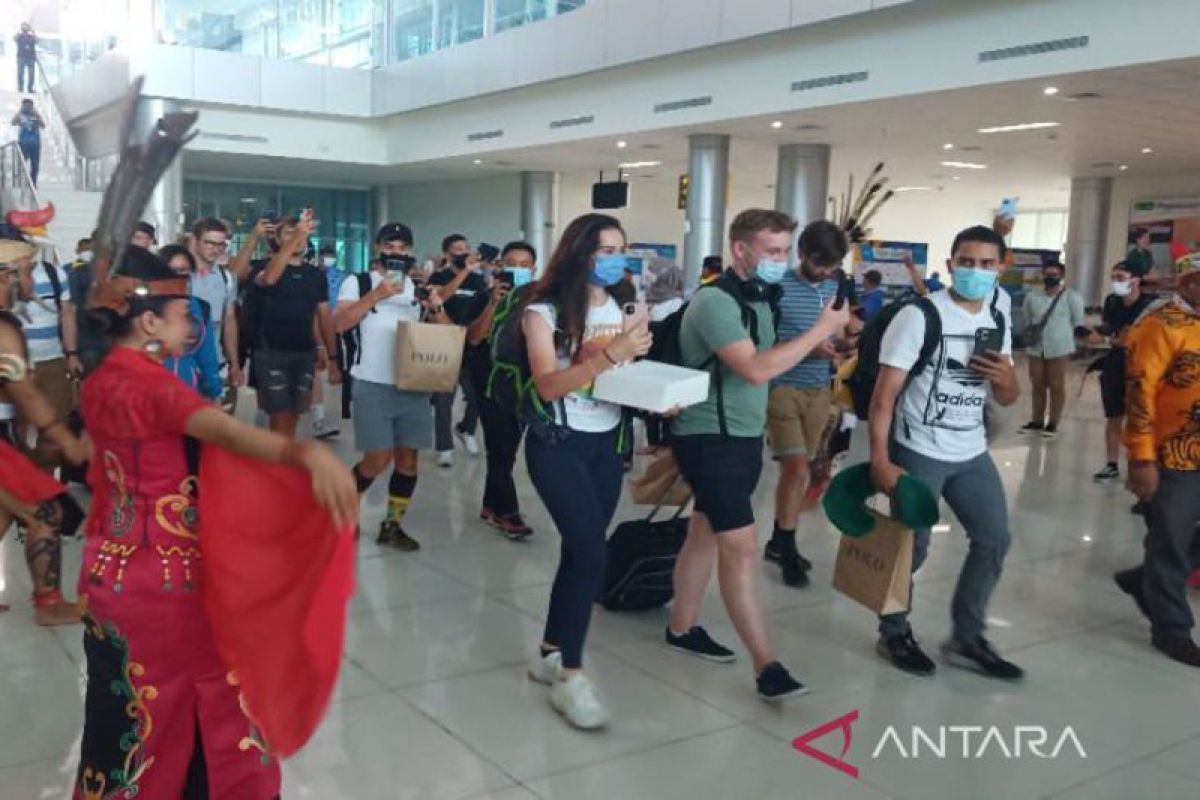 Besok pebalap sepeda top dunia jajal sirkuit Stadion Tuah Pahoe