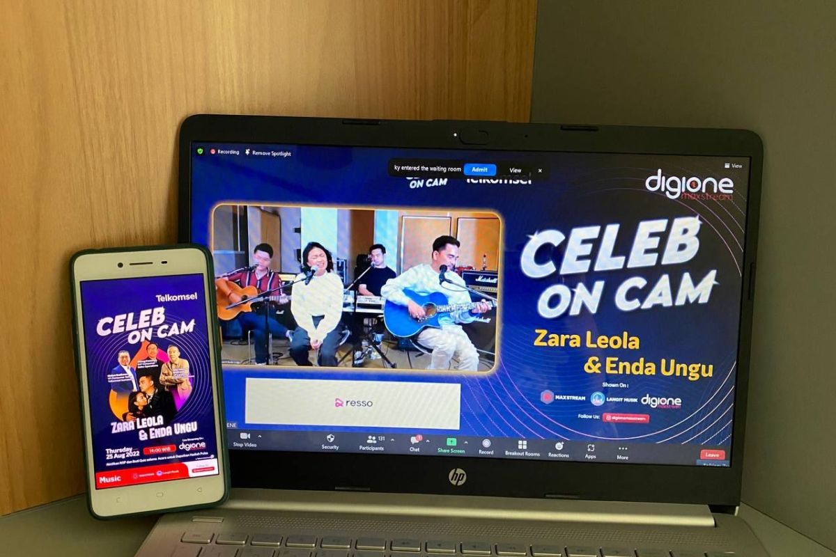 Telkomsel gelar Celeb on Cam Spesial Agustus 2022 bersama Zara Leona dan Enda Ungu