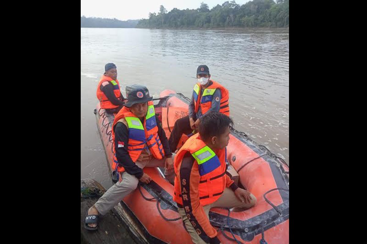 3 orang  korban ces tenggelam di Sungai Barito masih dicari