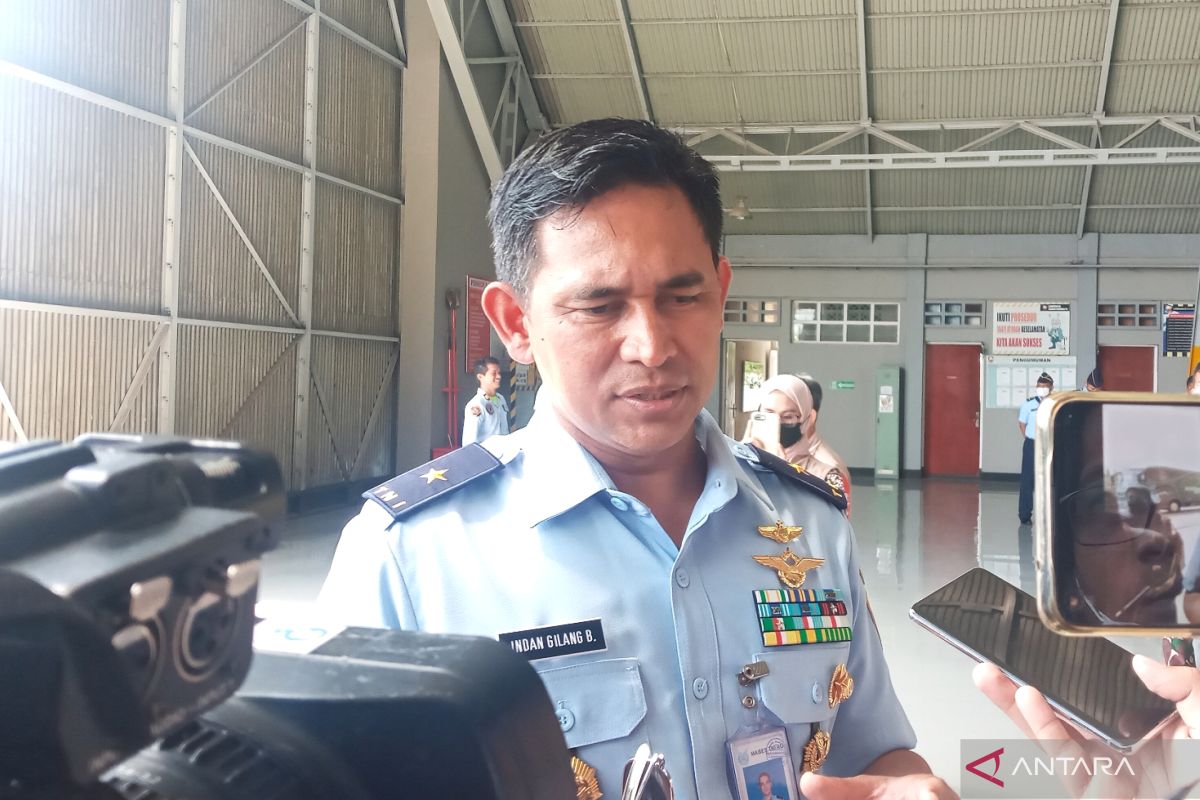 Pesawat tempur TNI AU lakukan demo udara peringati HUT Ke-77 TNI