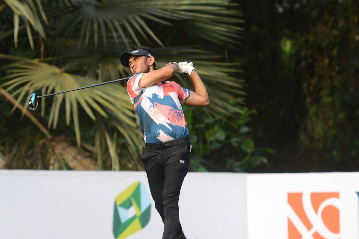 Syukrizal pimpin pegolf Indonesia lolos cut-off Ciputra Golfpreneur