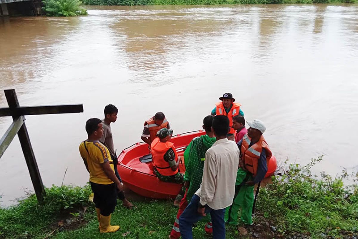 Empat santri di Aceh Besar hilang terseret arus saat mandi di sungai