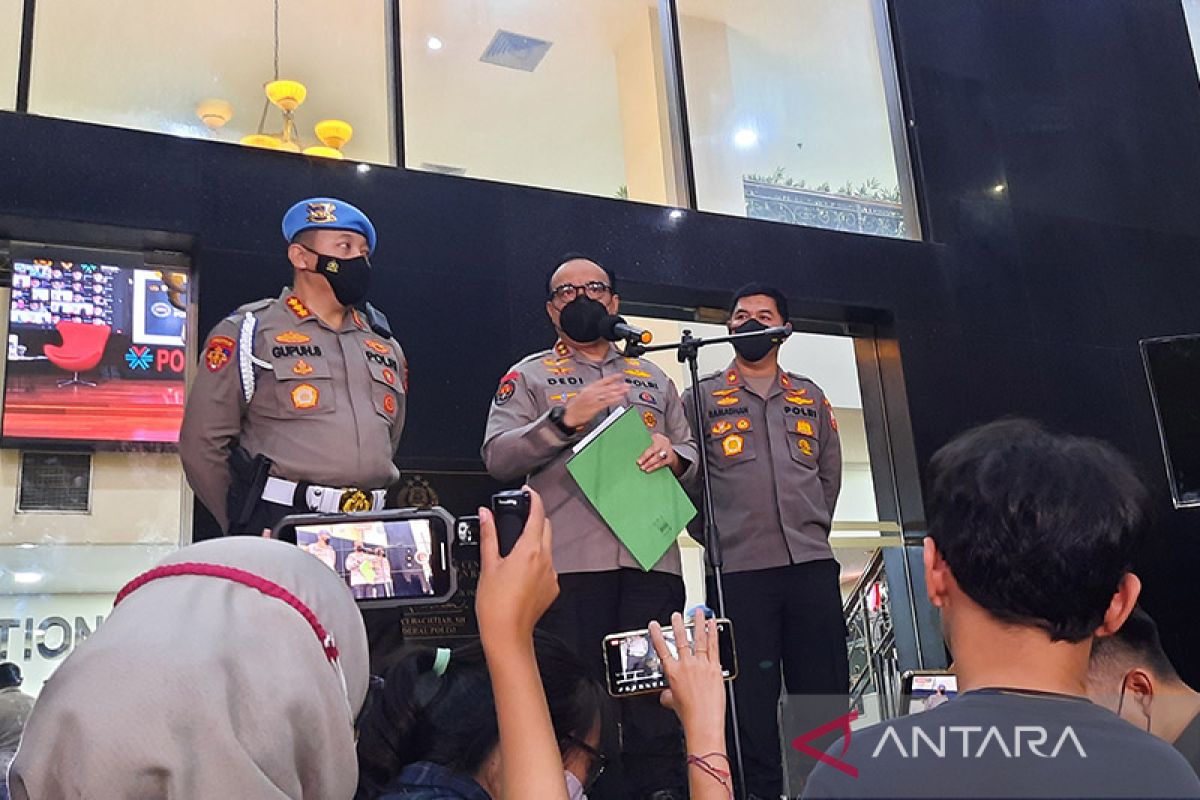 Sidang komisi kode etik Ferdy Sambo berlangsung belasan jam