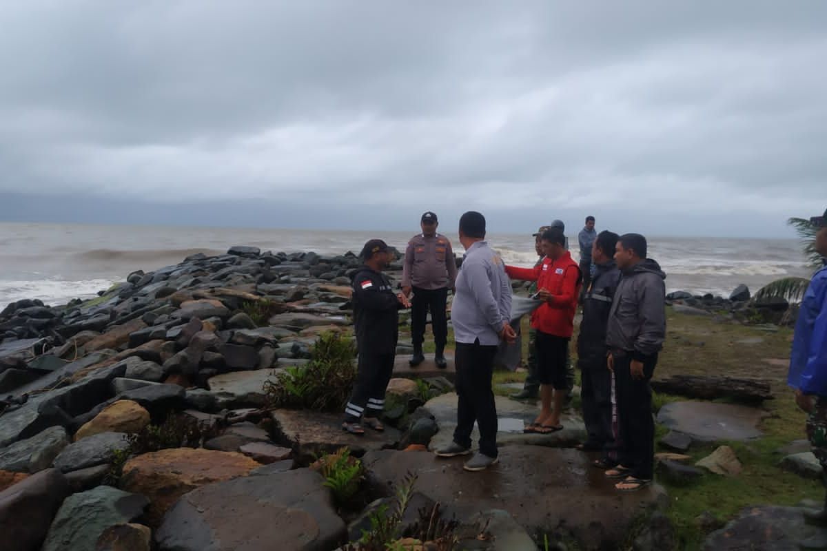Pencarian nelayan di Aceh Jaya terkendala cuaca