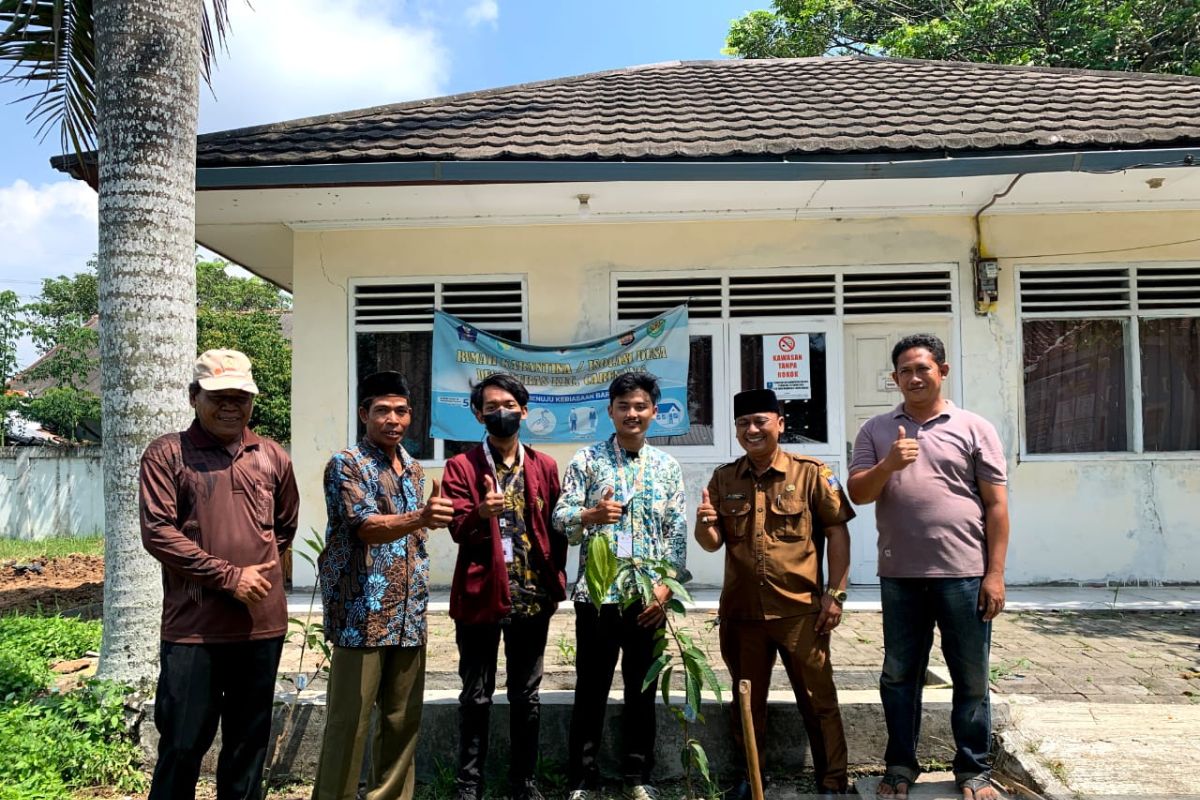 KKM Untirta Sosialisasikan Pupuk Kompos di Kecamatan Carenang