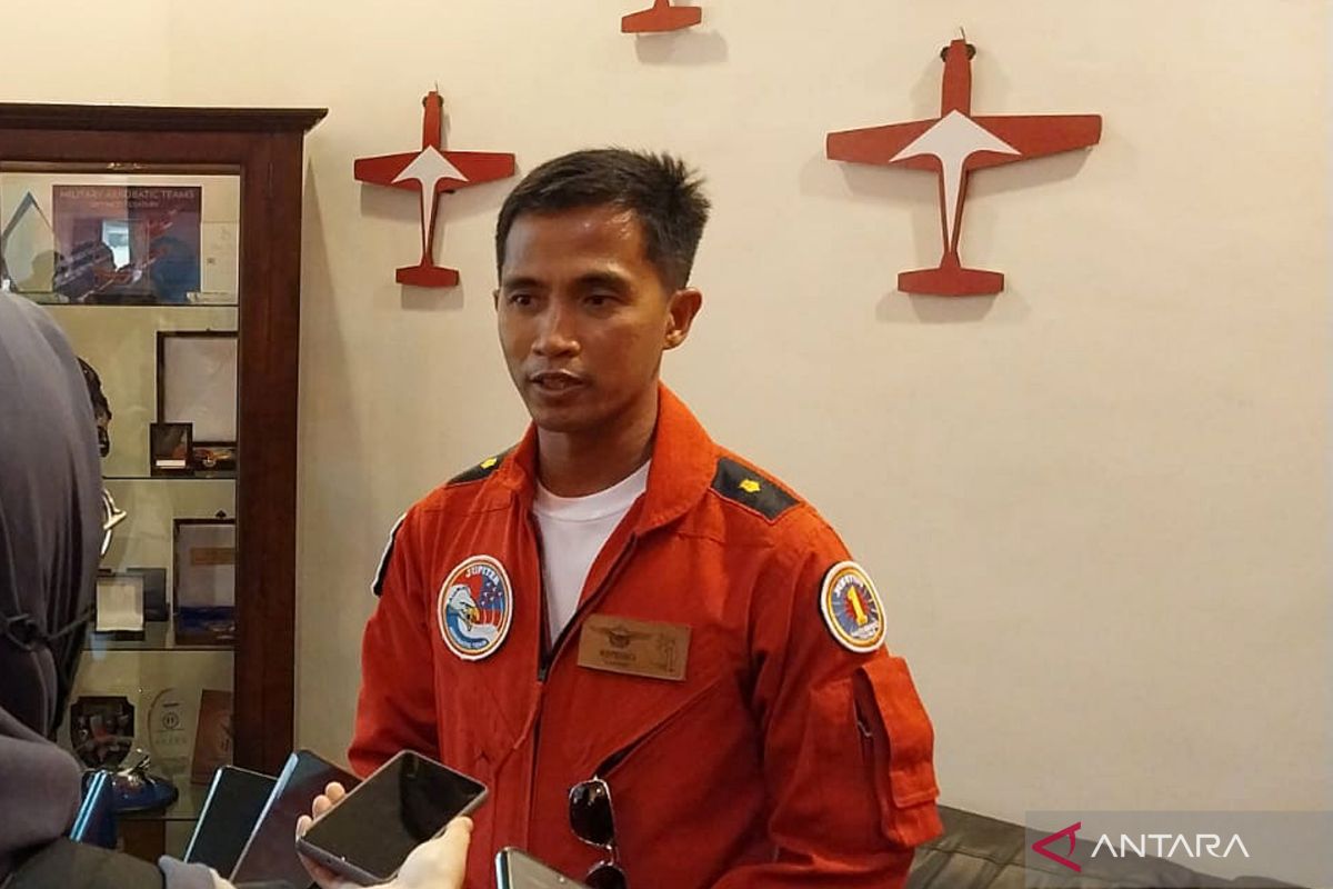 Jupiter Aerobatic Team mulai latihan manuver udara jelang HUT TNI