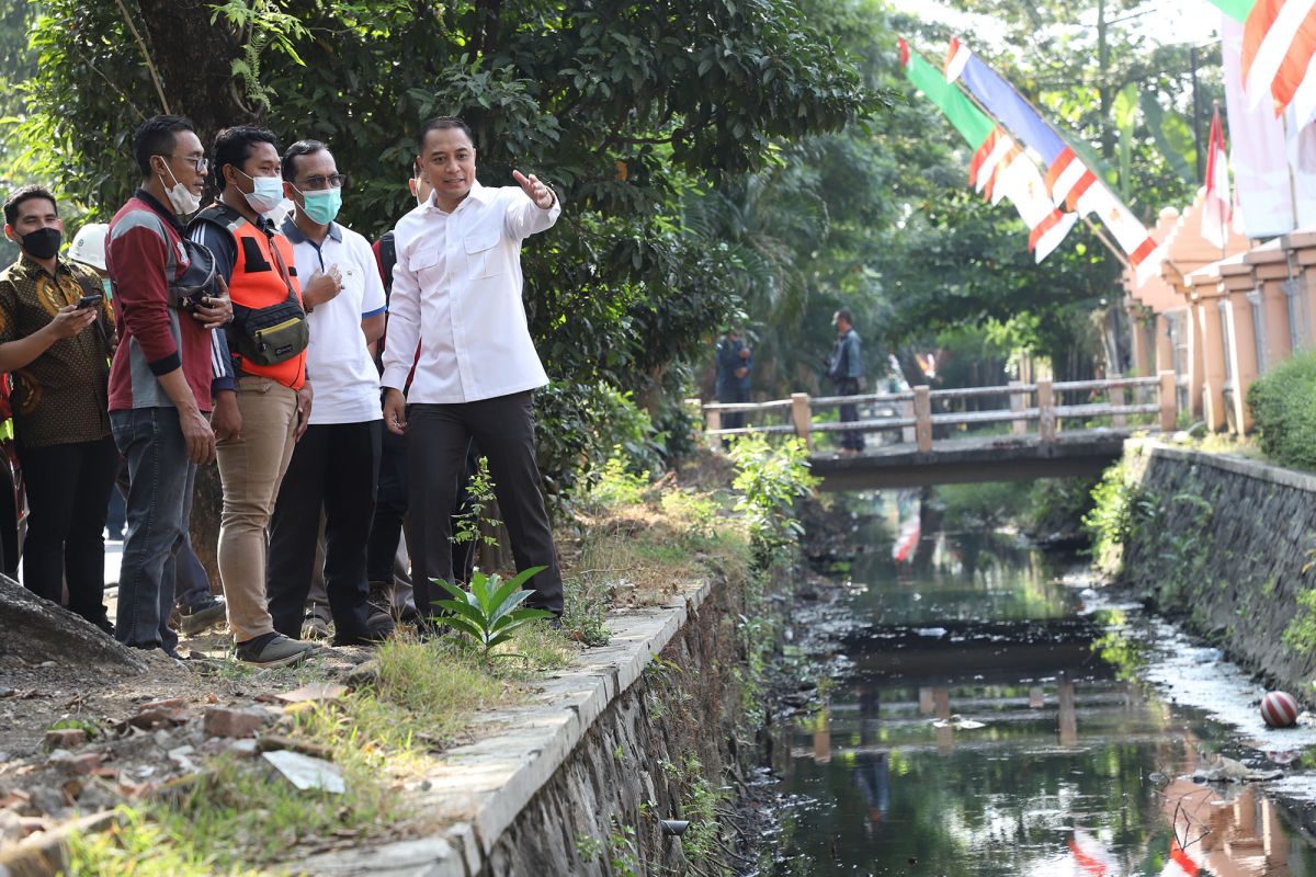 Pemkot Surabaya tekankan konektivitas saluran air cegah banjir