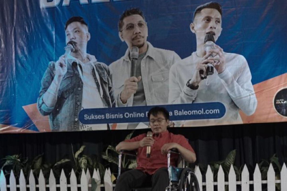 Meski miliki keterbatasan, Joko mampu raih ratusan juta jadi dropshipper baleomol