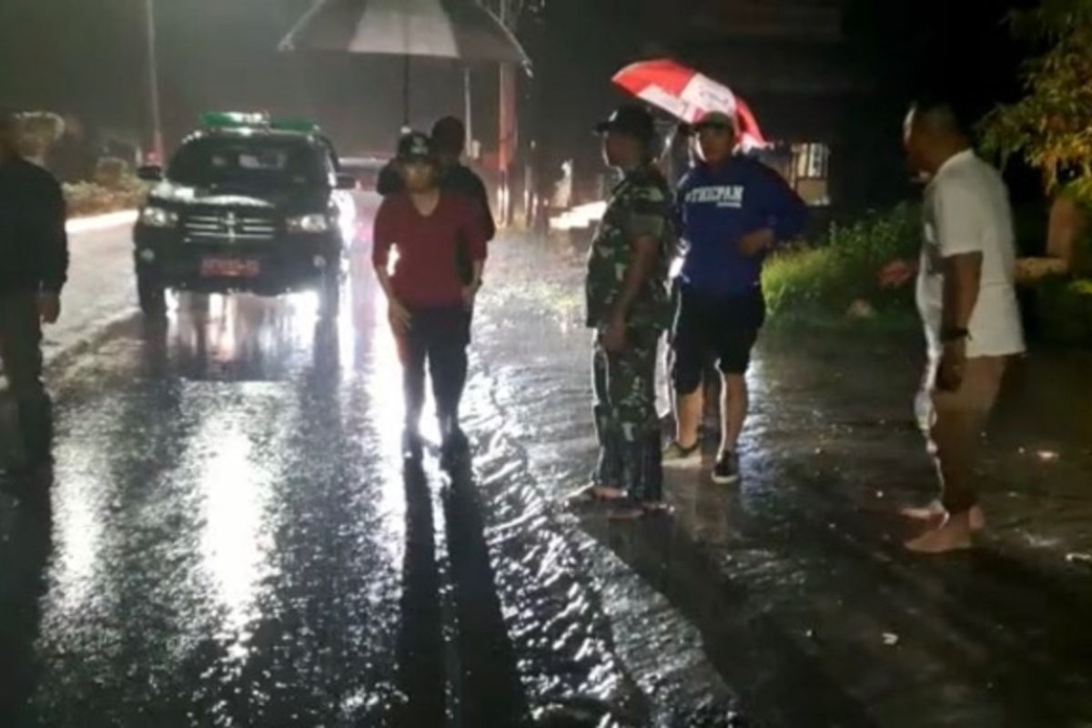Masyarakat Singkawang diimbau waspada banjir susulan