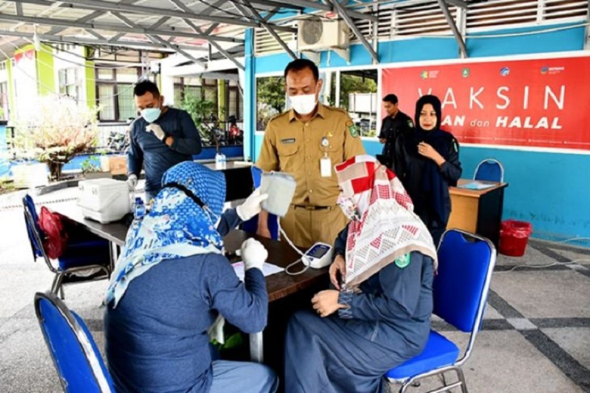 Jumlah penduduk Indonesia divaksin dosis penguat bertambah 82.371 orang