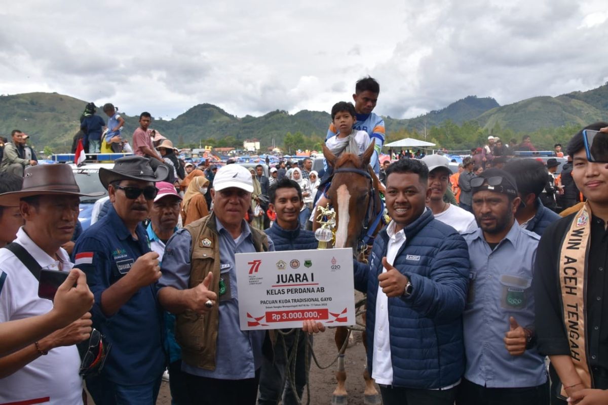 Aceh Tengah juara umum pacuan kuda HUT ke-77 RI
