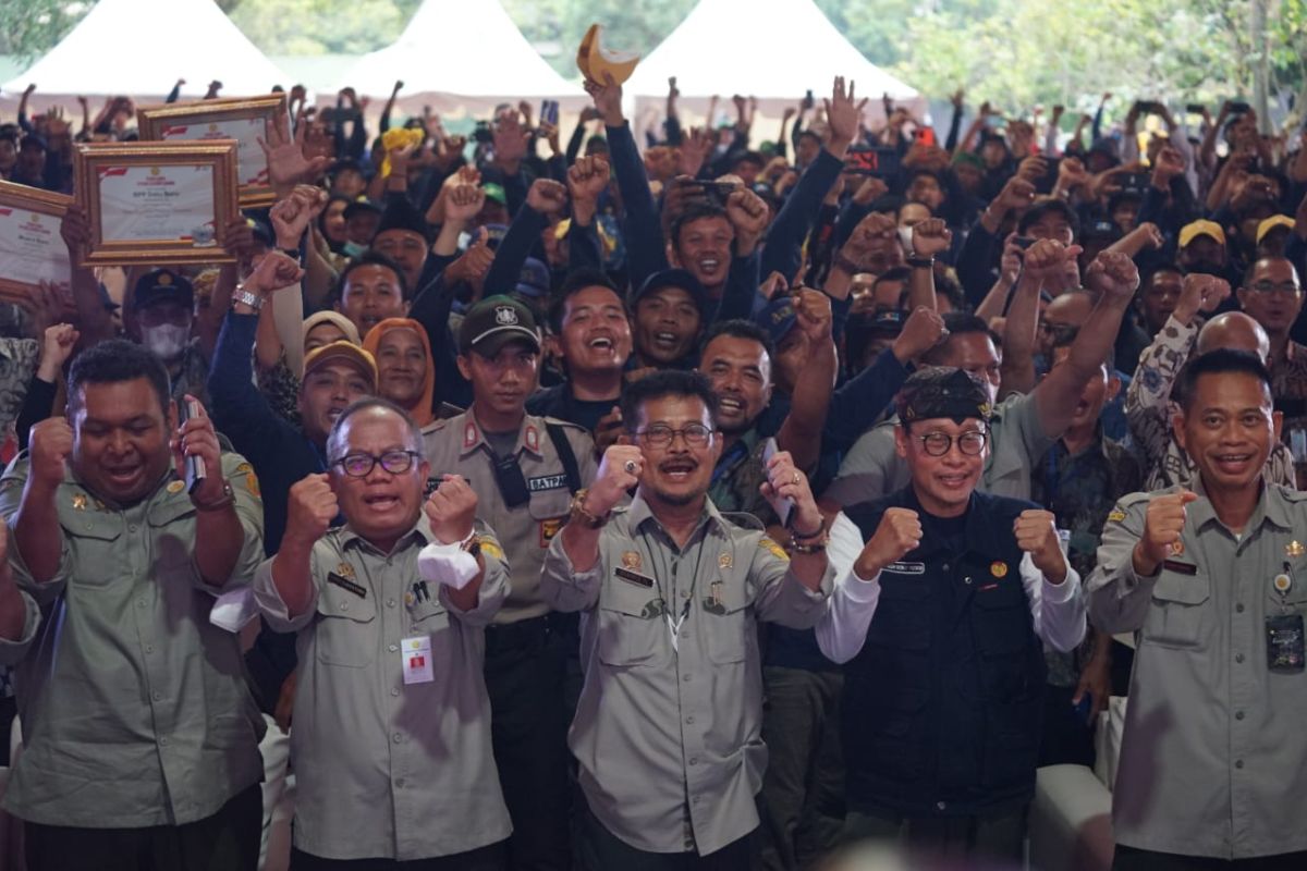 Mentan dorong petani milenial kreatif dan inovatif