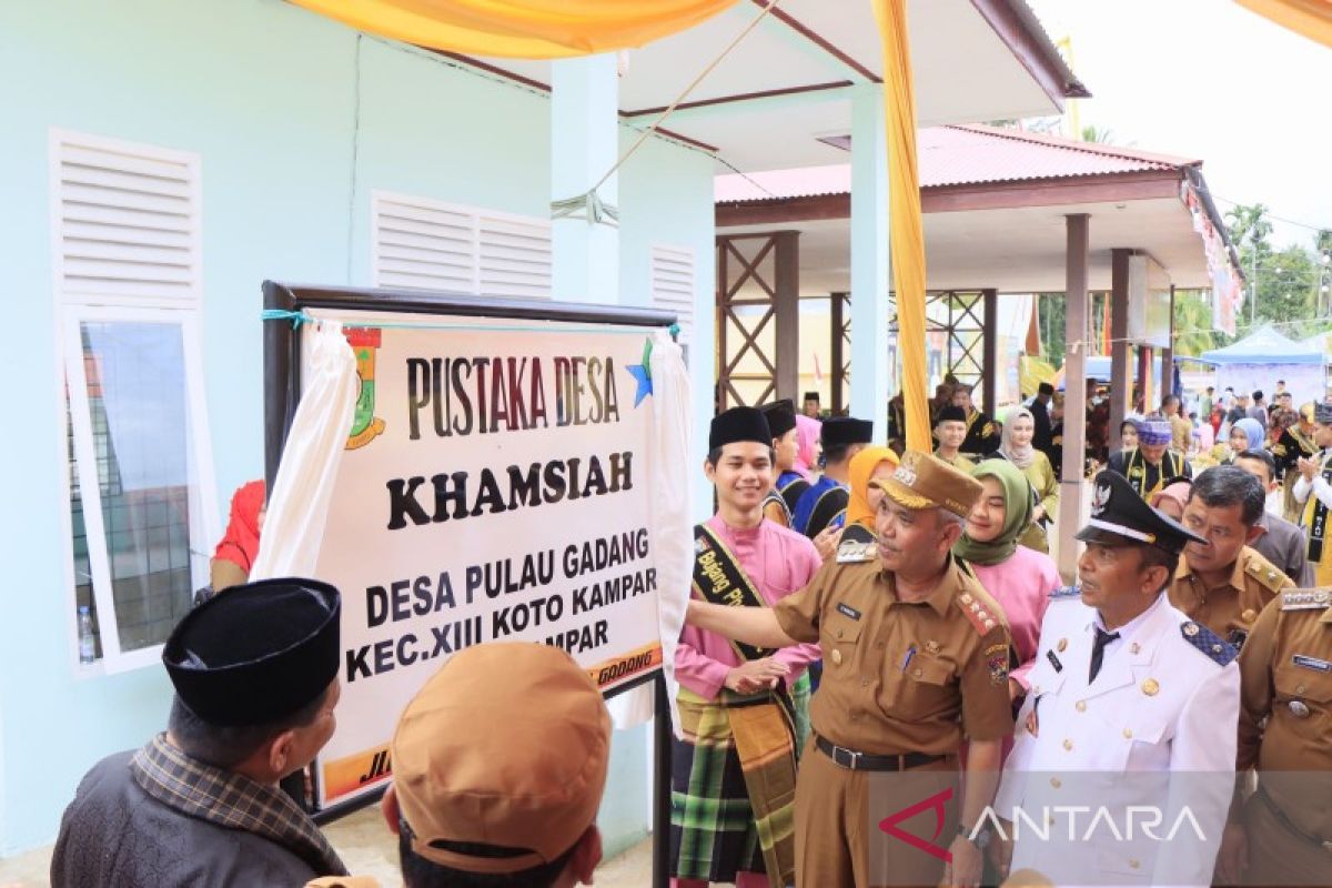 Memperingati 30 tahun perpindahan Desa Pulau Gadang di Kampar