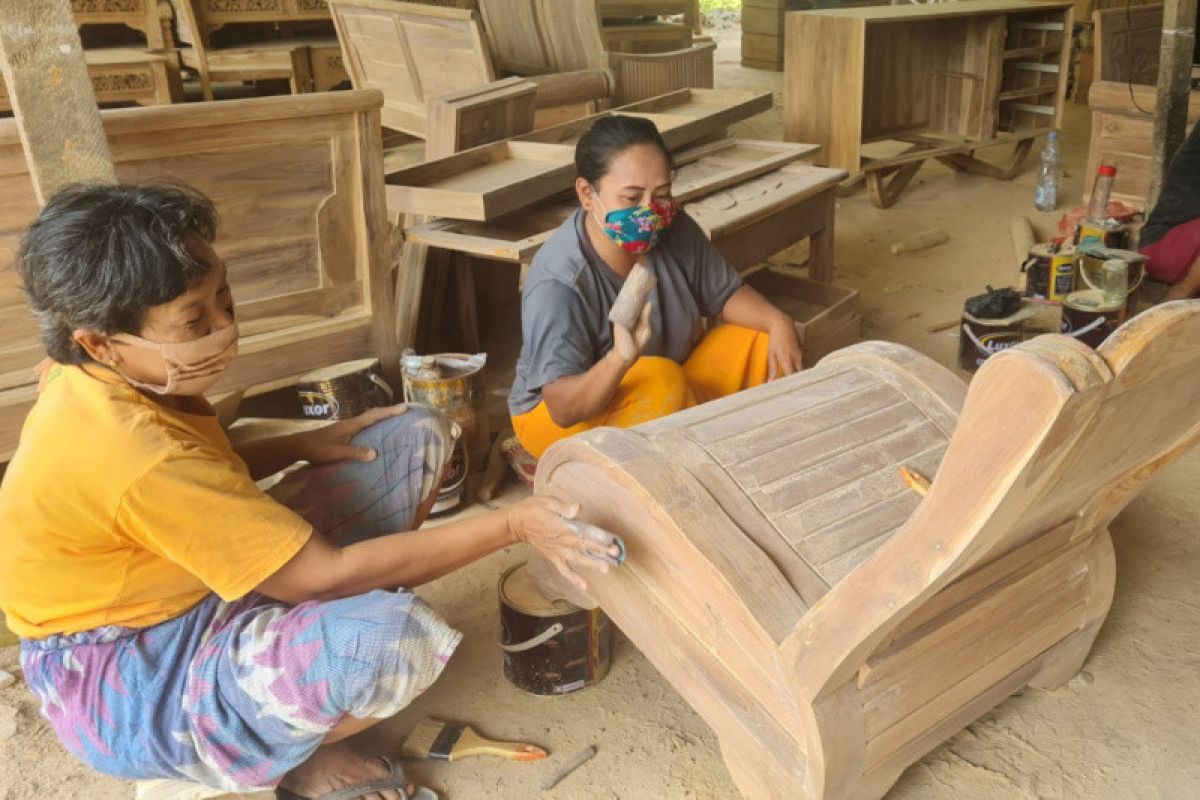 Ikut Program Lapak Ganjar, pengusaha mebel Jepara kebanjiran pesanan