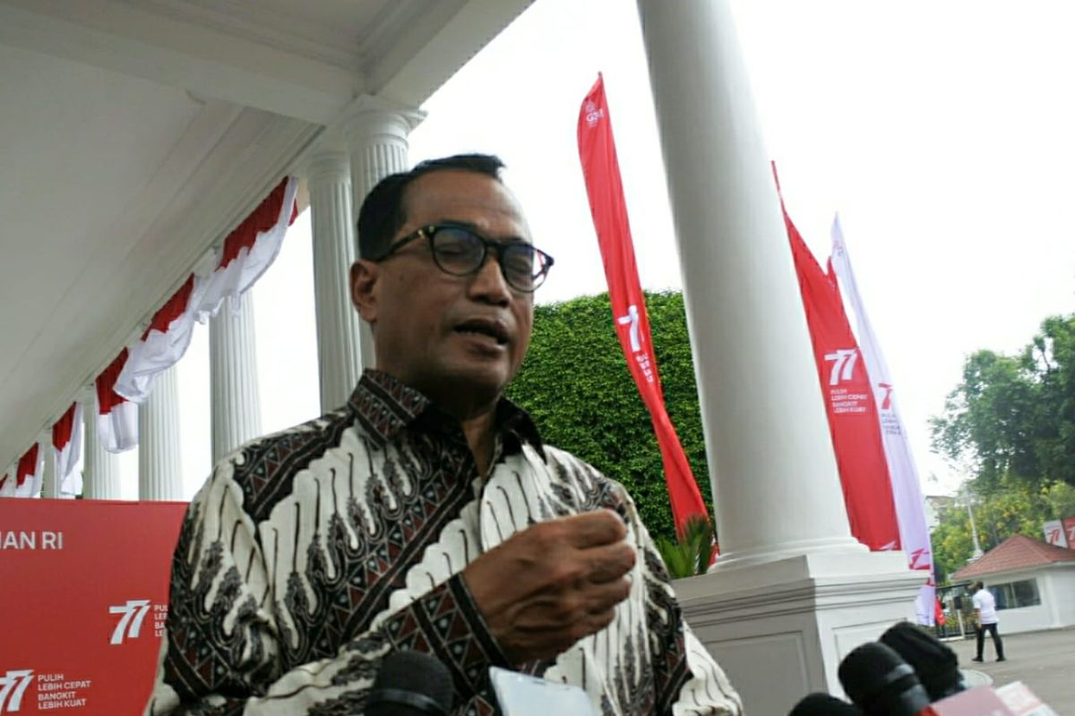 Jokowi perintahkan Menhub Budi Karya dengar suara rakyat soal tarif ojek online