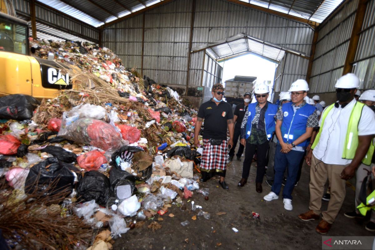 Kepala Badan Lingkungan Amerika puji pengolahan sampah di Jimbaran