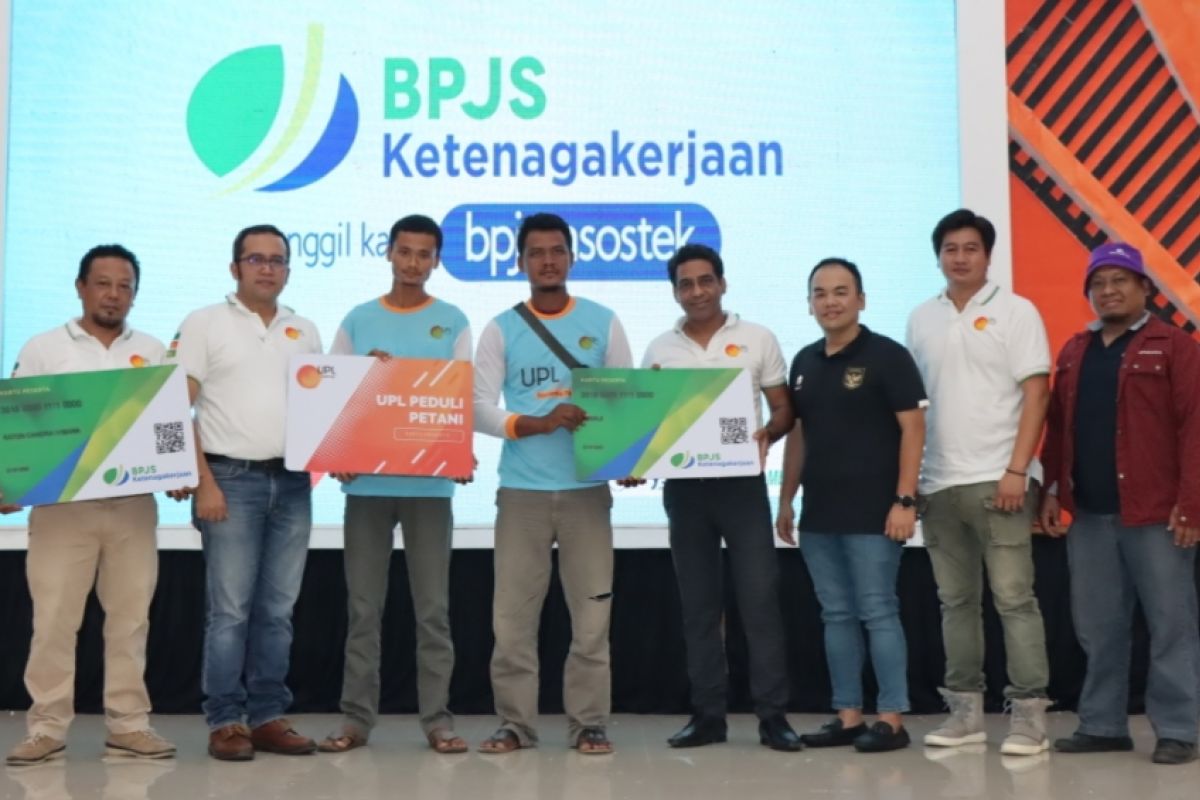 BPJS Ketenagakerjaan dan swasta kembali daftarkan 1.000 petani ikut jamsostek