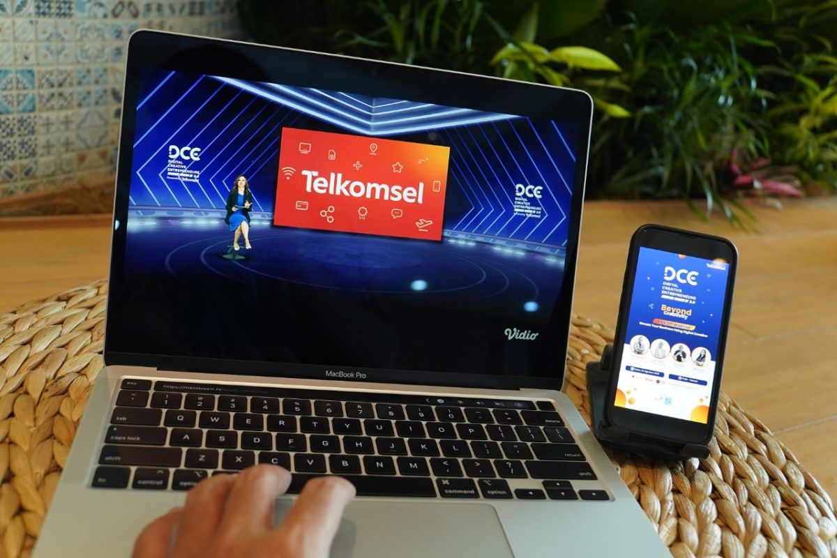 Telkomsel gelar program 'Digital Creative Entrepreneurs'buka peluang UMKM tumbuh kreatif dengan digital