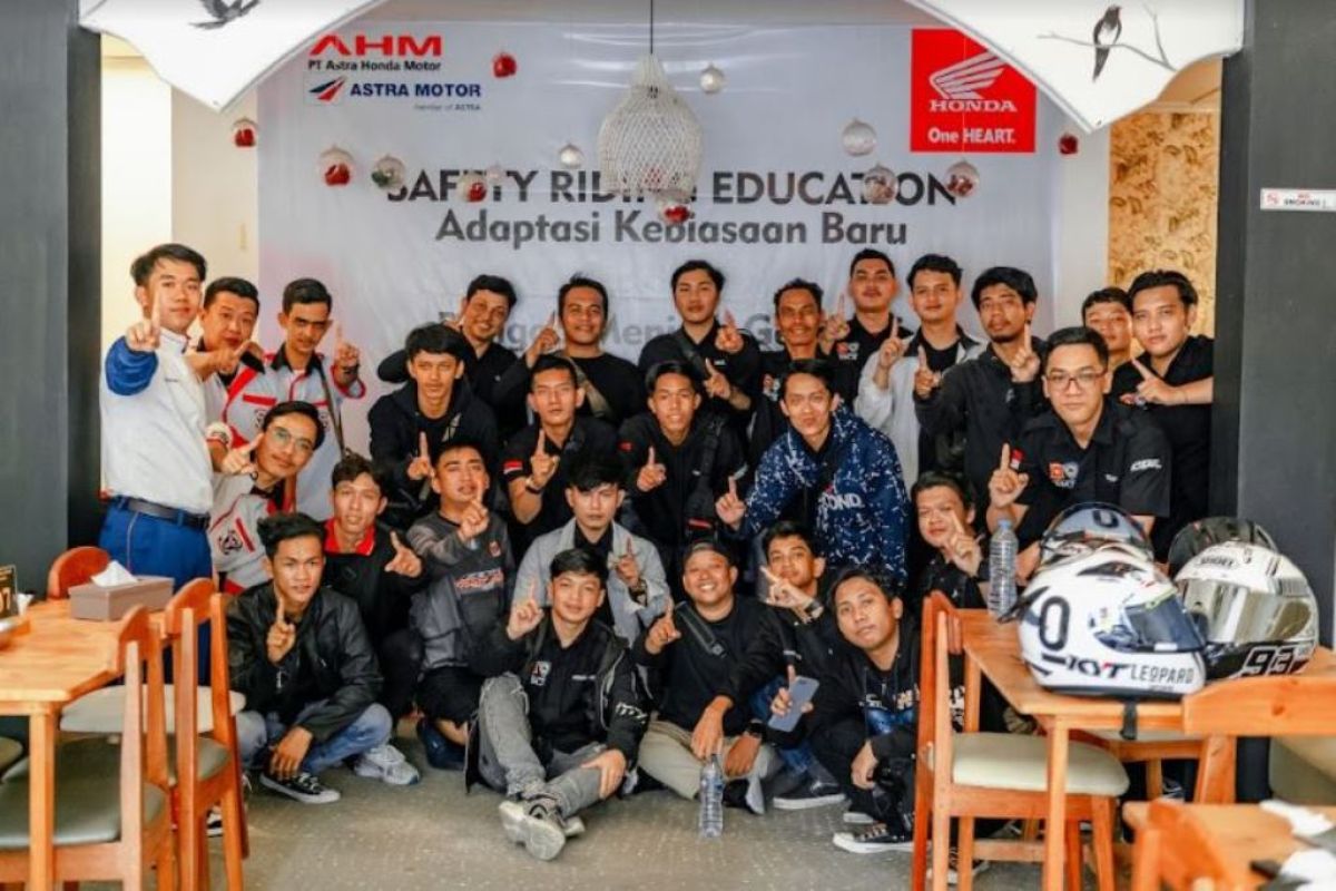 Astra Motor Kalbar ajak komunitas honda ikut edukasi safety riding