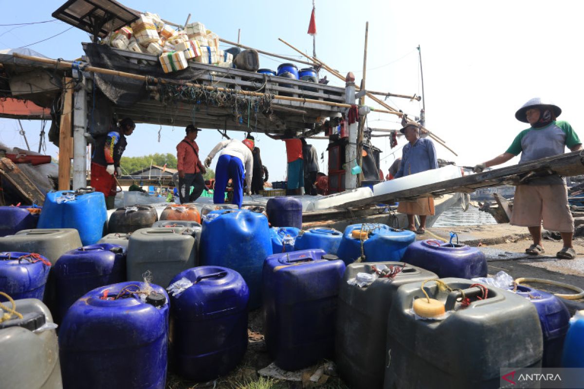 Pemerintah buat proyek percobaan lancarkan distribusi BBM untuk nelayan