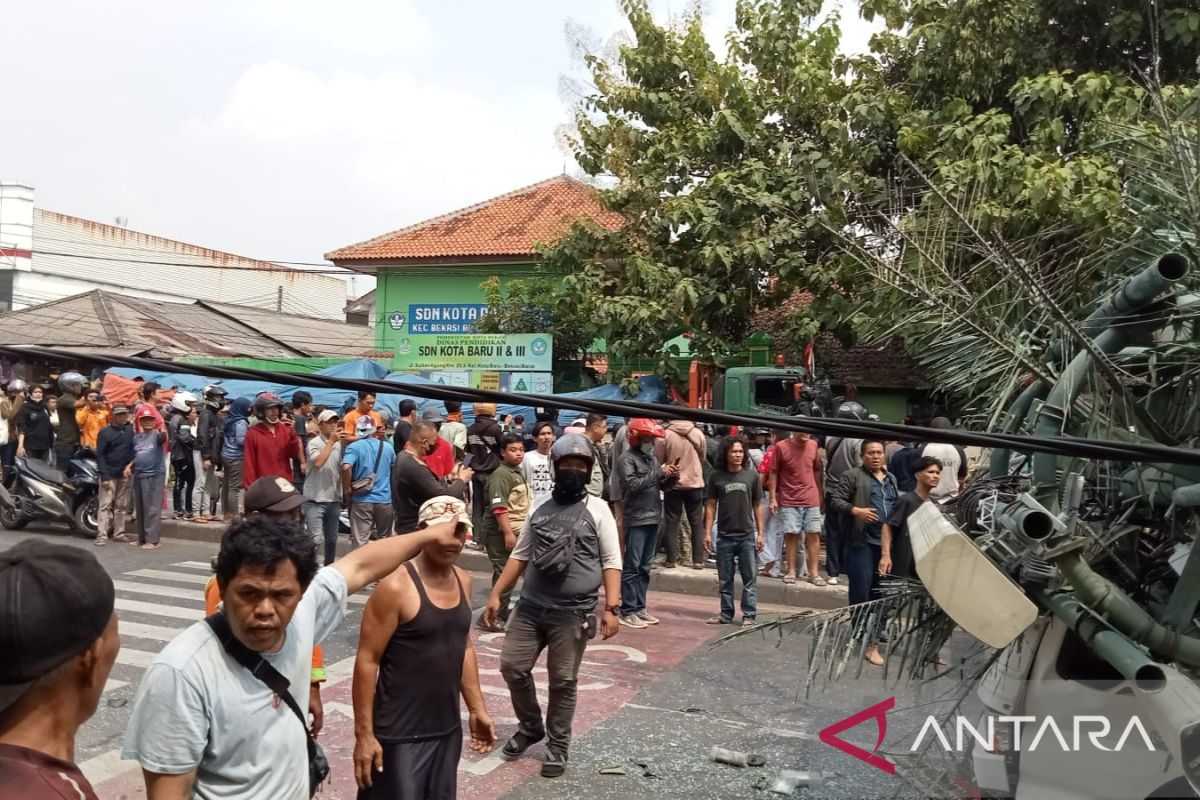 Sepuluh orang meninggal kecelakaan truk trailer di Bekasi