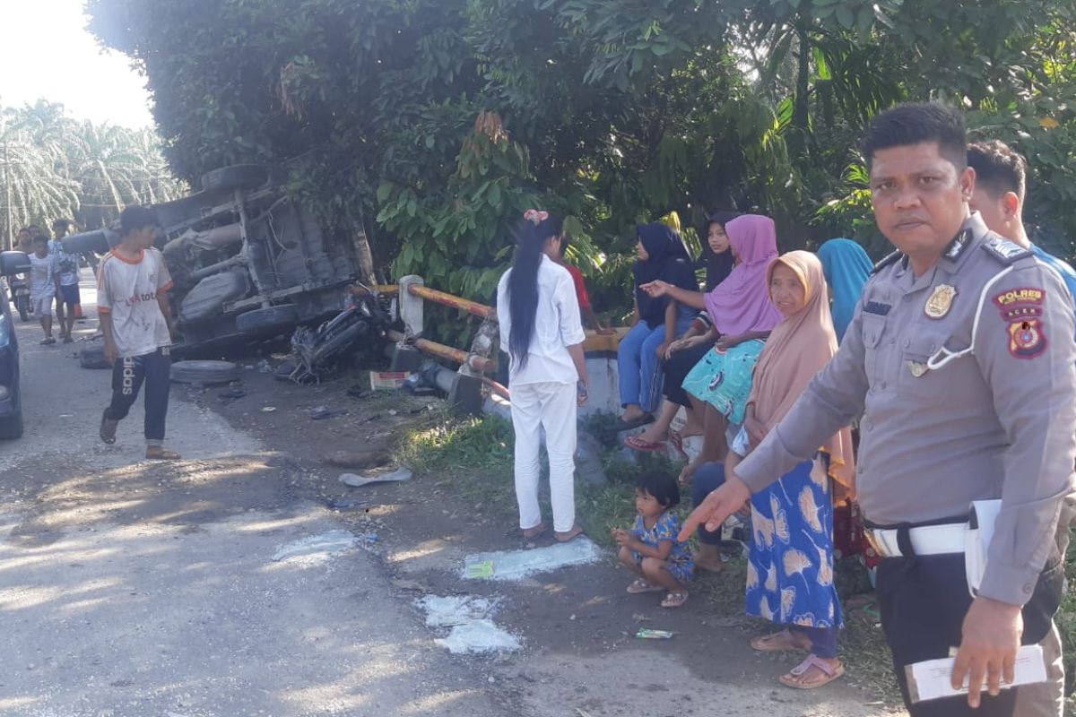 Kecelakaan beruntun di Aceh Tamiang, dua tewas
