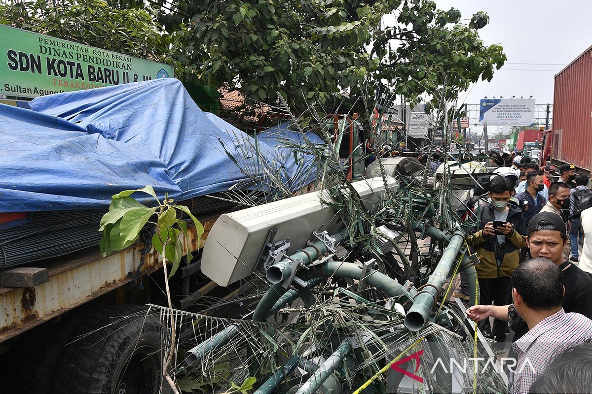 Dirlantas: Kecelakaan truk trailer di Bekasi bukan karena rem blong