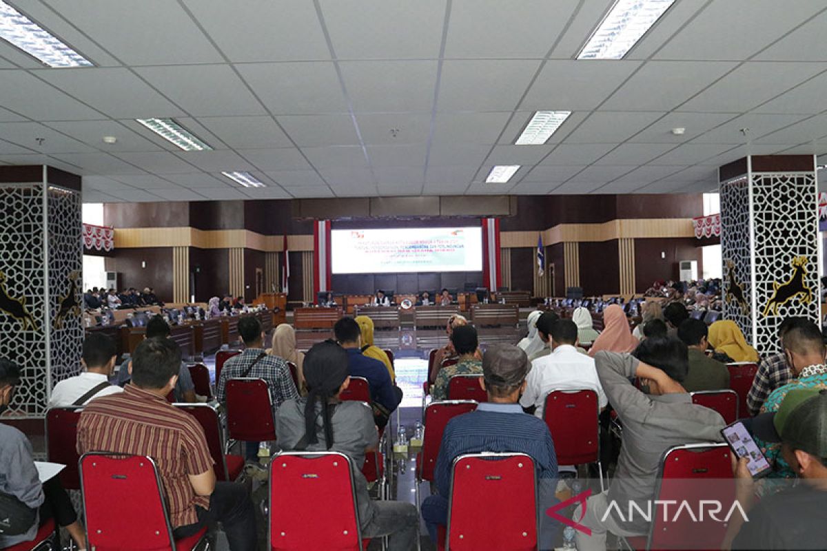 Komisi II DPRD Kota Bogor sosialisasi Perda Koperasi dan UMKM dorong usaha warga