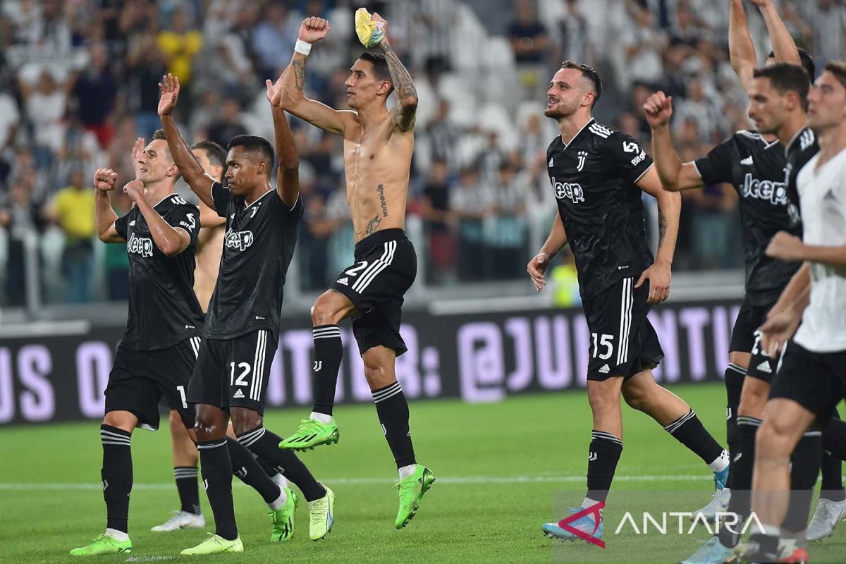 Napoli ditahan imbang Lecce, Juventus menang atas Spezia