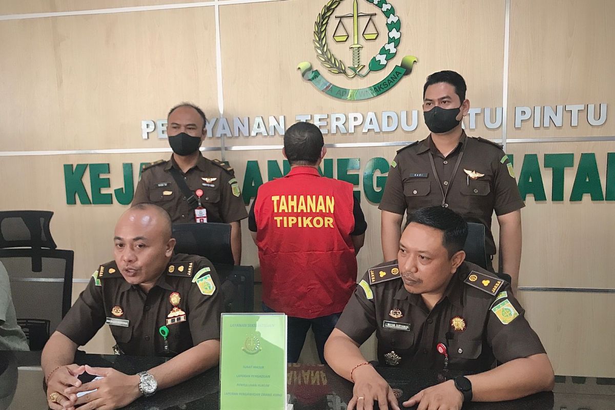 Buronan korupsi gedung DPRD Madiun mengontrak di Mataram
