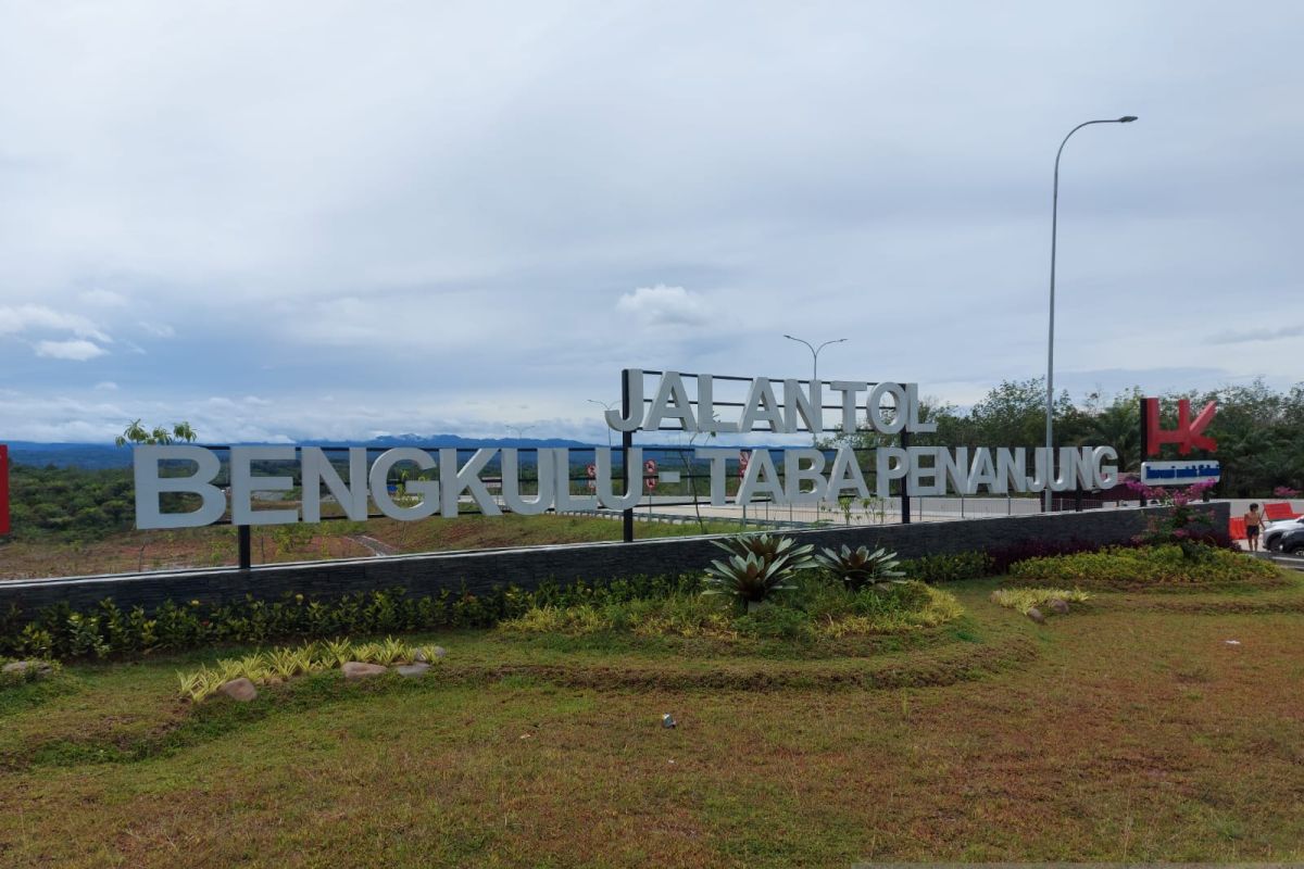 Jalan tol Bengkulu dibuka sementara khusus untuk ambulans