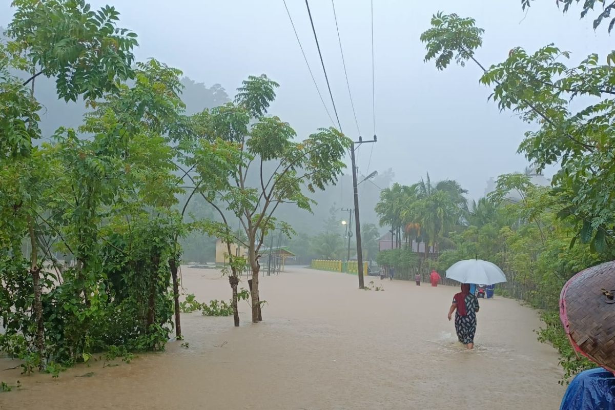 Sempat terendam banjir, Lhoong kembali normal