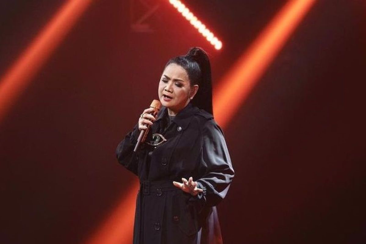 Jelang konser 40 tahun berkarya, Vina Panduwinata rilis single "Selalu Cinta"