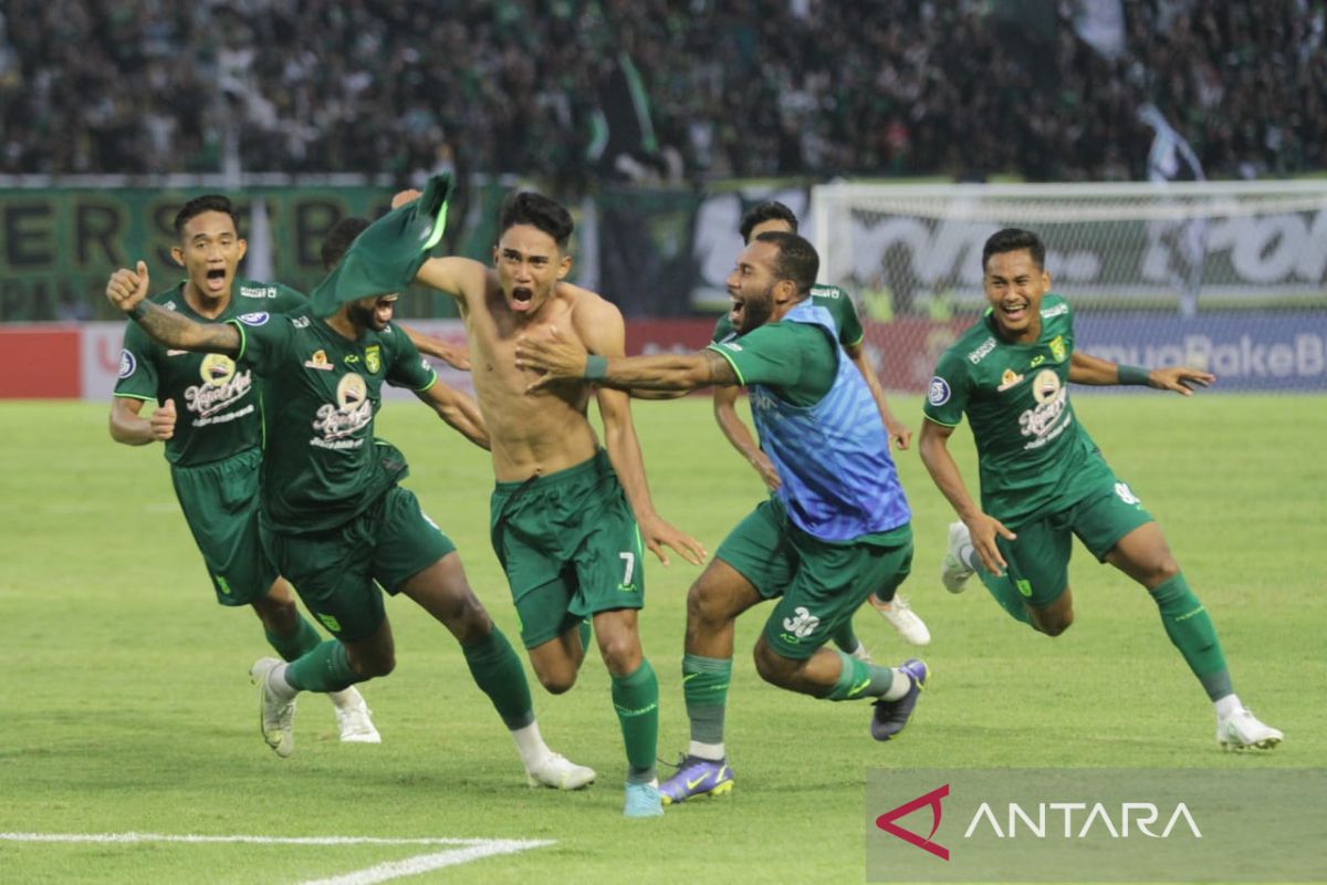 Marselino Ferdinan tampil pada laga Persebaya hadapi Bali United