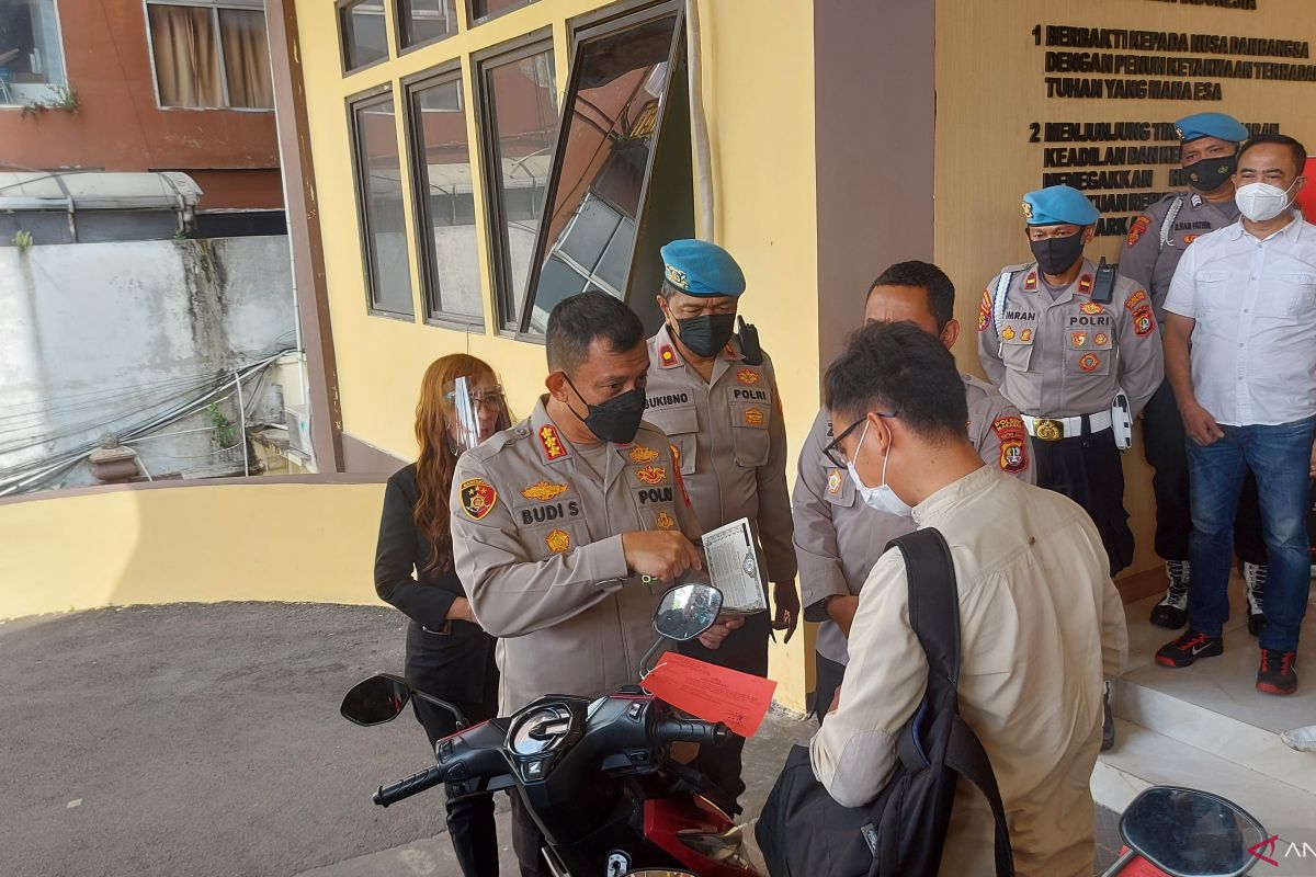 Polisi ciduk pelaku pencurian spesialis motor matik di Makasar