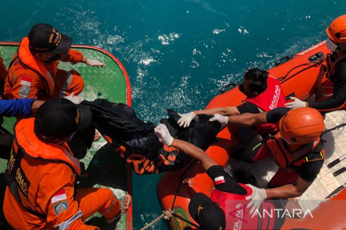Dua jasad korban KM Teman Niaga ditemukan di perairan Tanjung Seloka, Kotabaru