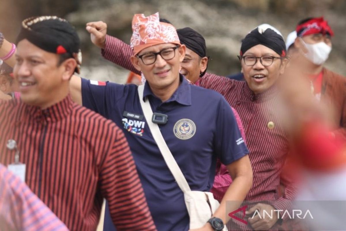 Pengamat politik ingatkan Sandiaga Uno soal menaati keputusan partai