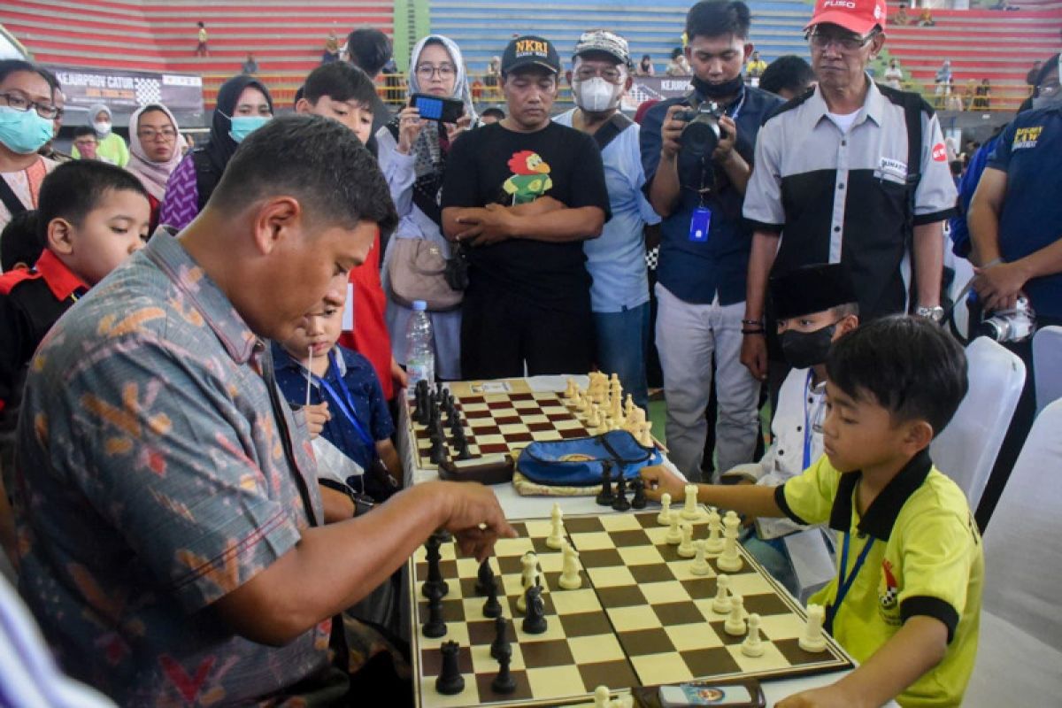Kompetisi catur di Kediri, wali kota apresiasi pembinaan atlet sejak dini