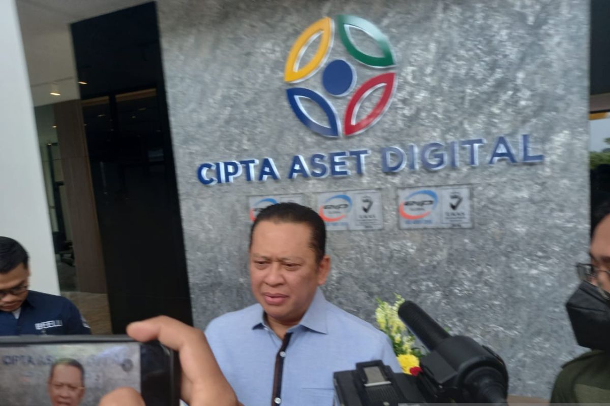 Ketua MPR dorong semua pihak ikut serta edukasi investasi bodong