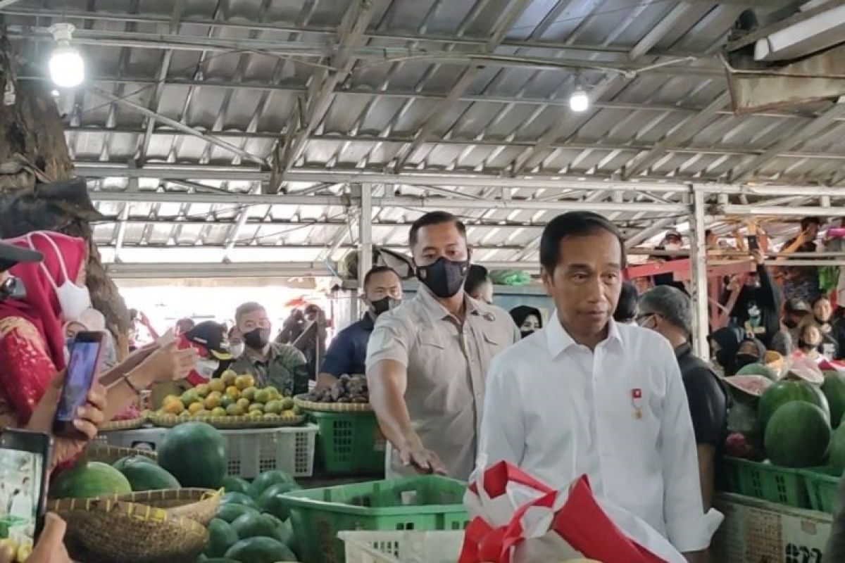 Presiden Jokowi sebut BLT BBM disalurkan di semua kabupaten/kota pekan depan