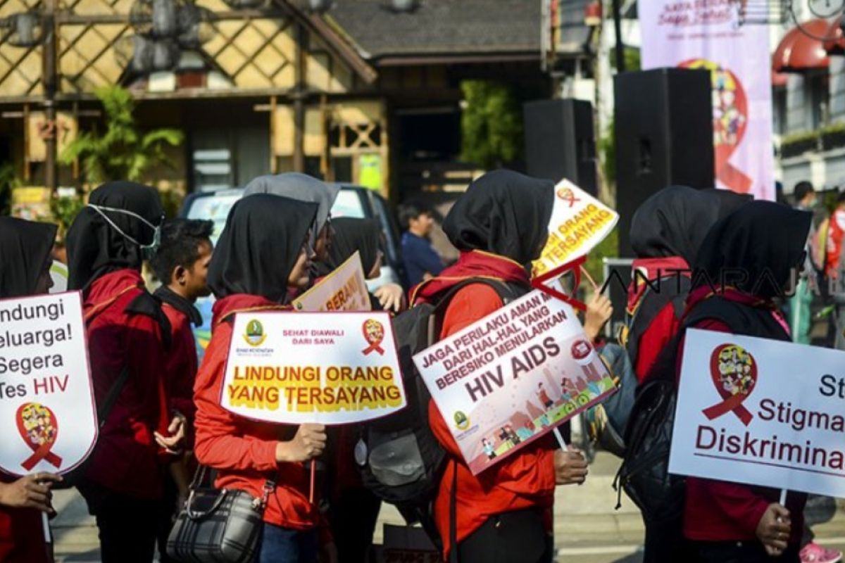 West Java government provides barista training to people with HIV/AIDS